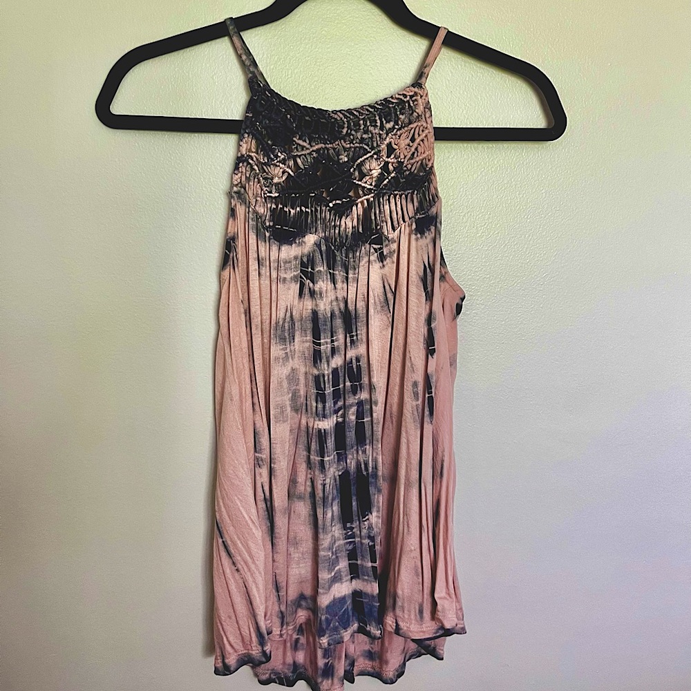 American eagle Tye-dye high neck tank top. Loose fitting.